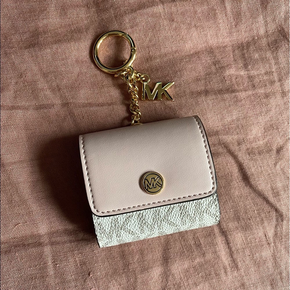 Michael Kors Air Pods Case